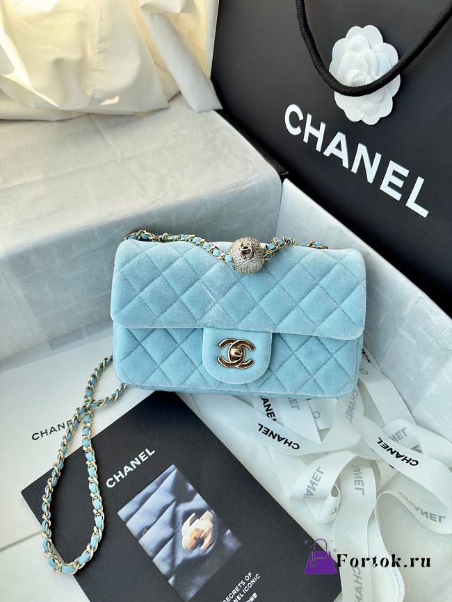 Fortok Chanel Pearl Crush Flap bag Blue velvet 20cm - 1