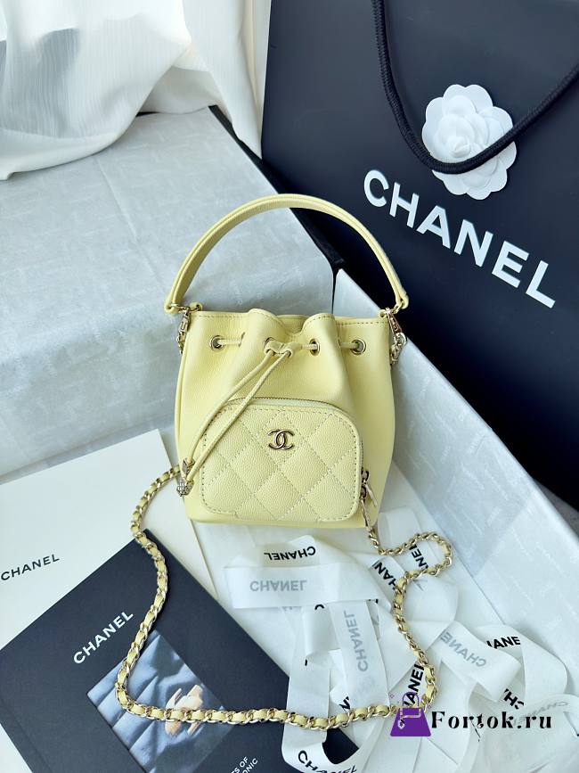 Fortok Chanel Mini Top Handle Bucket Bag with Chain yellow 12.5-10-7.5CM   - 1