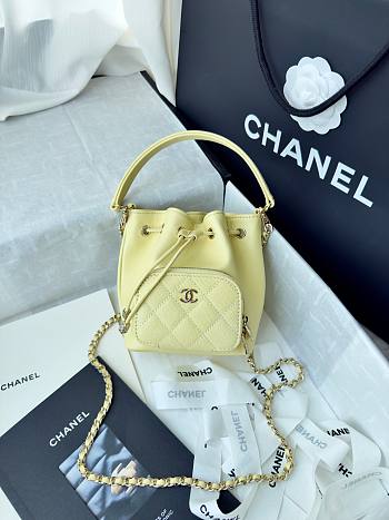 Fortok Chanel Mini Top Handle Bucket Bag with Chain yellow 12.5-10-7.5CM  