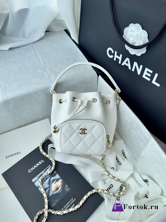 Fortok Chanel Mini Top Handle Bucket Bag with Chain White 12.5-10-7.5CM - 1