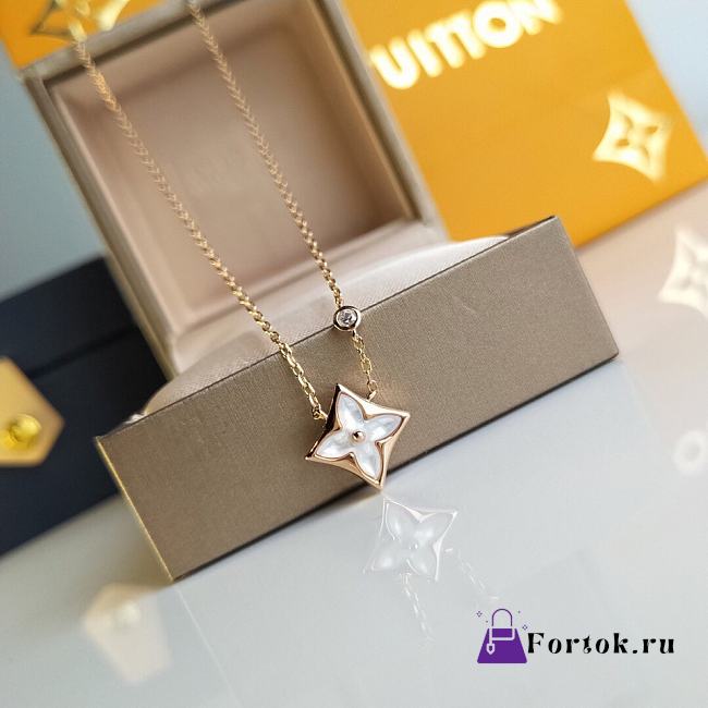  Fortok Louis Vuitton Blossom Grey Mother of Pearl Necklace - 1