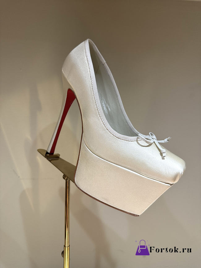 Fortok Christian Louboutin Aquadorcet Crepe satin White 16cm - 1