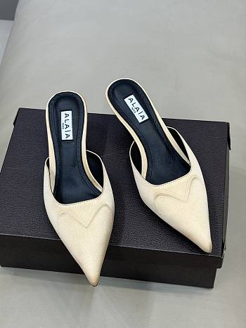 Fortok Alaïa Le Coeur Heart mules Suede Beige