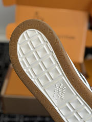Fortok Louis Vuitton LV Tilted sneakers in Moss Green suede - 6