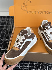 Fortok Louis Vuitton LV Tilted sneakers in suede Brown - 4