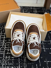 Fortok Louis Vuitton LV Tilted sneakers in dark brown suede - 3
