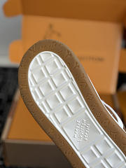 Fortok Louis Vuitton LV Tilted sneakers in brown - 6