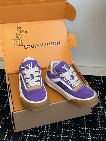 Fortok Louis Vuitton LV Tilted sneakers in Suede Purple