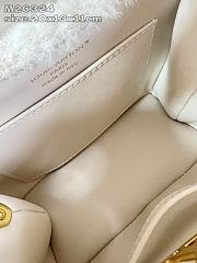 Fortok Louis Vuitton Capusnow Shearling 20 x 13 x 11cm - 2