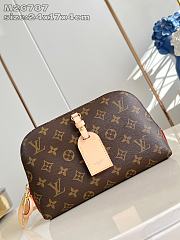 Fortok Louis Vuitton Tag Me Pouch in Monogram 24x17x4cm - 1