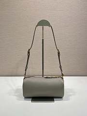 Fortok Prada Arqué leather shoulder bag Grey 22x9x7.5cm - 2