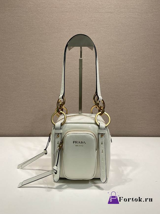 Fortok Prada Dangle Mini leather top-handle bag White 14x14x13.5cm - 1