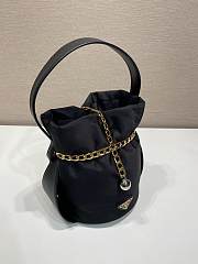 Fortok Prada Petit Sac Noir mini re-nylon Bucket Bag Black 14x20x15cm - 4