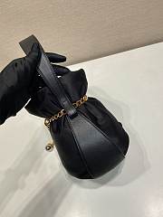 Fortok Prada Petit Sac Noir mini re-nylon Bucket Bag Black 14x20x15cm - 3