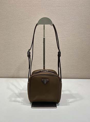 Fortok Prada leather shoulder bag Brown 15x14x11cm