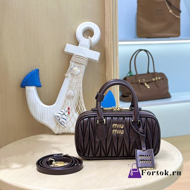 Fortok Miu Miu Arcadie Matelassé Nappa Leather Mini-bag Chocolate Brown 19x10x5cm - 1
