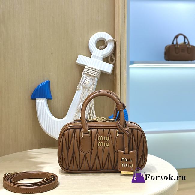 Fortok Miu Miu Arcadie Matelassé Nappa Leather Mini-bag Brown 19x10x5cm - 1