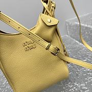 Fortok Miu Miu leather bucket bag Yellow 16x8x25cm - 4