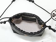 Fortok Tory Burch Willa drawstring Small bag Black 25*15*10cm - 6