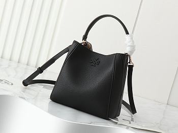Fortok Tory Burch McGraw bucket bag Black 18*12.5*13cm
