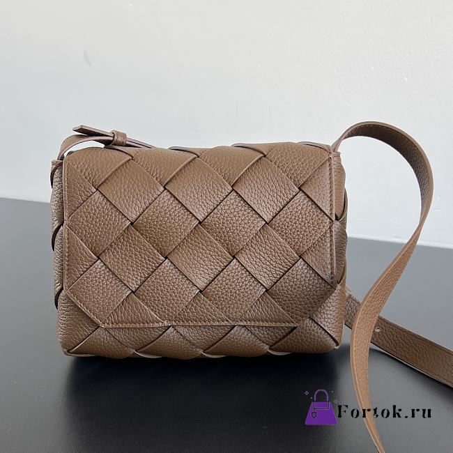 Fortok Bottega Veneta Diago leather crossbody bag Brown 22.5x16.5x5.5cm - 1