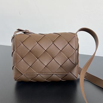 Fortok Bottega Veneta Diago leather crossbody bag Brown 22.5x16.5x5.5cm