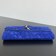 Fortok Bottega Veneta Andiamo clutch bag Suede Blue 31x13x3cm - 5