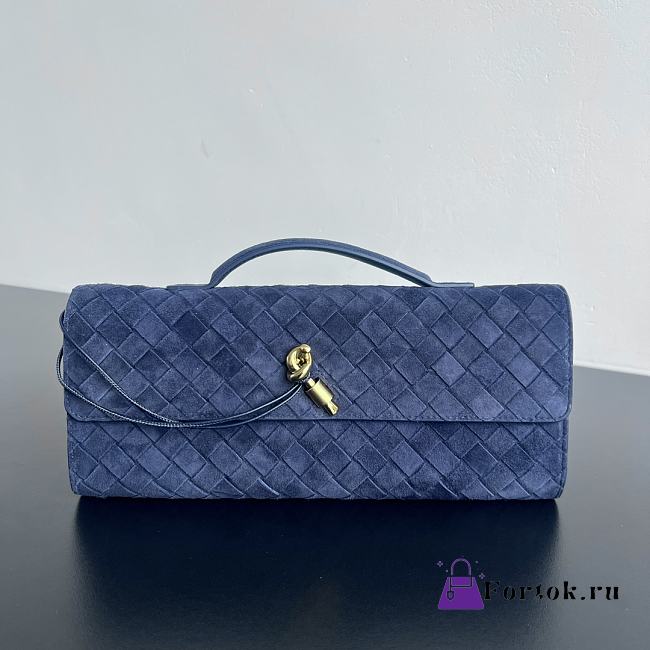 Fortok Bottega Veneta Andiamo clutch bag Suede Navy Blue 31x13x3cm  - 1