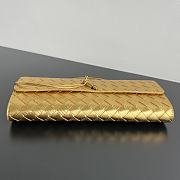 Fortok Bottega Veneta Andiamo clutch bag Gold 31x13x3cm - 5