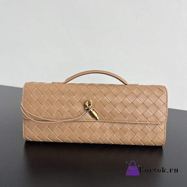 Fortok Bottega Veneta Andiamo clutch bag Leather Beige 31x13x3cm - 1