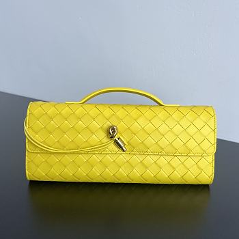 Fortok Bottega Veneta Andiamo clutch bag Leather Yellow 31x13x3cm