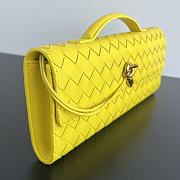 Fortok Bottega Veneta Andiamo clutch bag Leather Yellow 31x13x3cm - 3