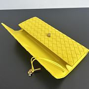 Fortok Bottega Veneta Andiamo clutch bag Leather Yellow 31x13x3cm - 2
