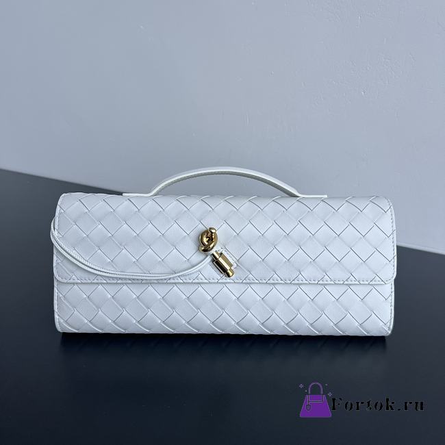 Fortok Bottega Veneta Andiamo clutch bag Leather White 31x13x3cm - 1
