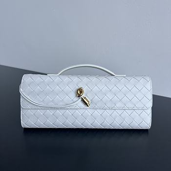 Fortok Bottega Veneta Andiamo clutch bag Leather White 31x13x3cm