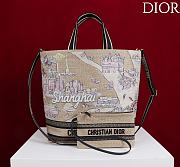 Fortok Christian Dior Book Tote Dioriviera edition Shanghai 34 x13 x35cm - 1
