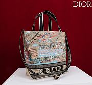 Fortok Christian Dior Book Tote Dioriviera edition HongKong 25 x12 x29 cm - 2