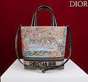 Fortok Christian Dior Book Tote Dioriviera edition HongKong 25 x12 x29 cm - 4