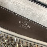 Fortok Valentino Garavani Locò Embellished Shoulder Bag silver rhinestones 19 x10.5 x 5cm - 5