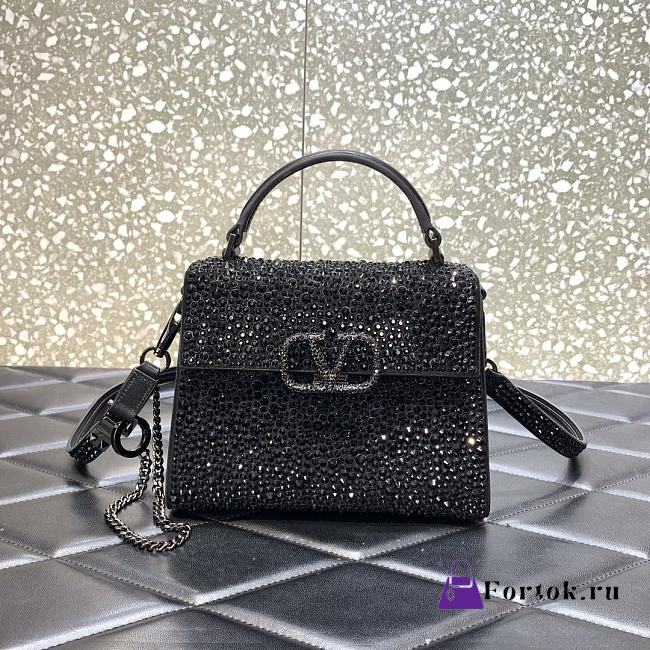 Fortok Valentino Garavani VSling black crystals 19 x 13 x9cm - 1