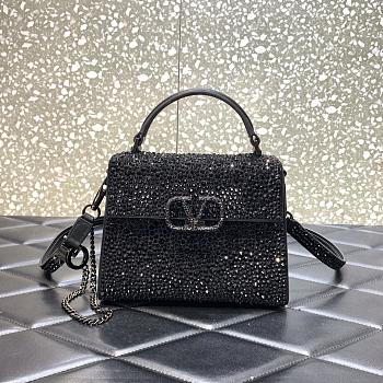 Fortok Valentino Garavani VSling black crystals 19 x 13 x9cm