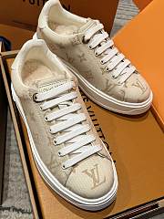 Fortok Louis Vuitton Time Out sneakers Ivory  - 6