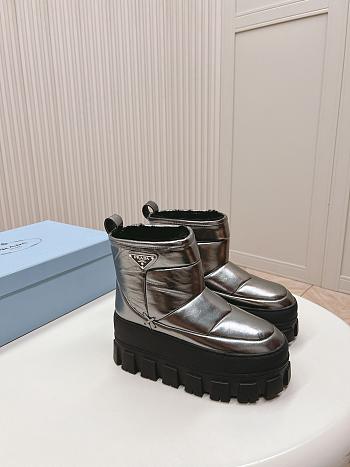 Fortok Prada snow boots chunky rubber sole Silver/ Black