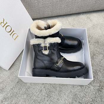 Fortok DiorAlps D-Quest ankle boot in lambskin shearling and calfskin Black