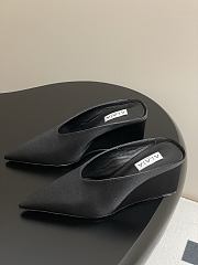 Fortok Alaïa Cube 75 satin wedge mules black 7.5cm - 3
