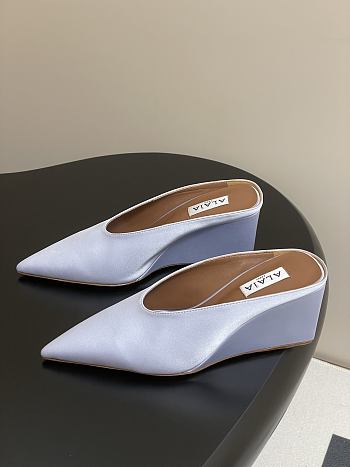Fortok Alaïa Cube 75 satin wedge mules Light Blue 7.5cm