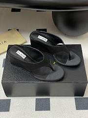 Fortok Alaïa Cube 75 thong wedge sandals in black 7.5cm - 4