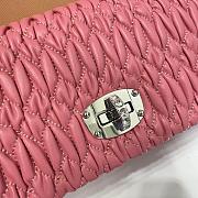 Fortok Miu Miu Iconic Crystal Cloqué Nappa leather Pink Top-handle bag 22.5x4.5x12cm - 6