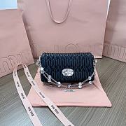 Fortok Miu Miu Iconic Crystal Cloqué Nappa leather Black small bag 16 x 9 x 3.5 cm - 1