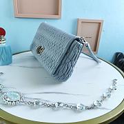 Fortok Miu Miu Iconic Crystal Cloqué Nappa leather Blue Top-handle bag 28x4x15cm - 2
